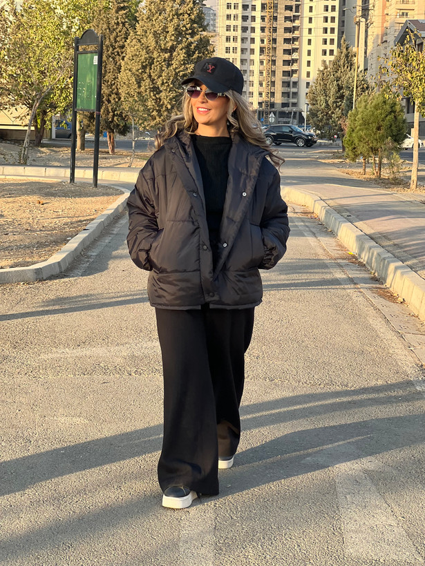 کاپشن نهال مشکی ❄️